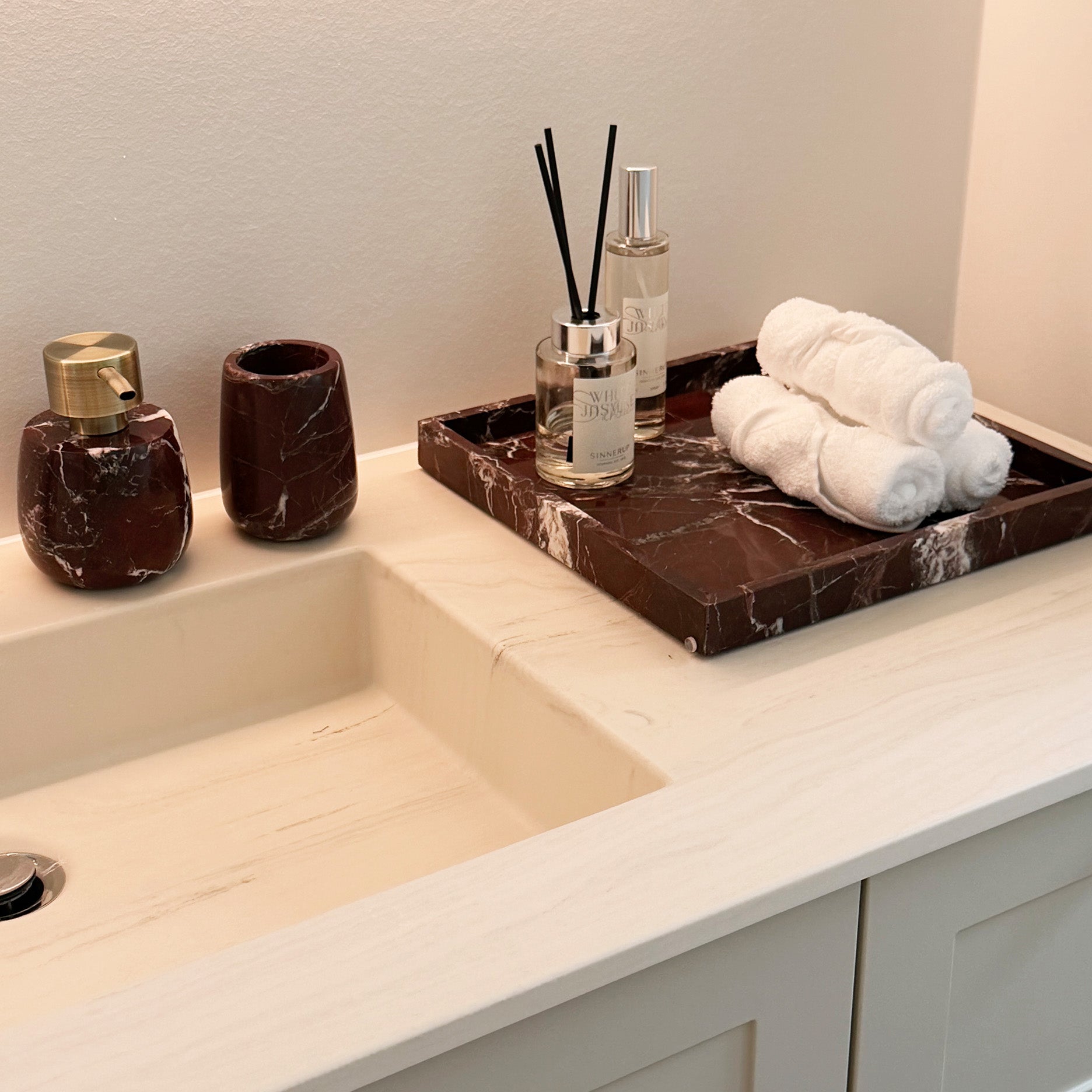 Rosa Levanto marmor sæbedispenser